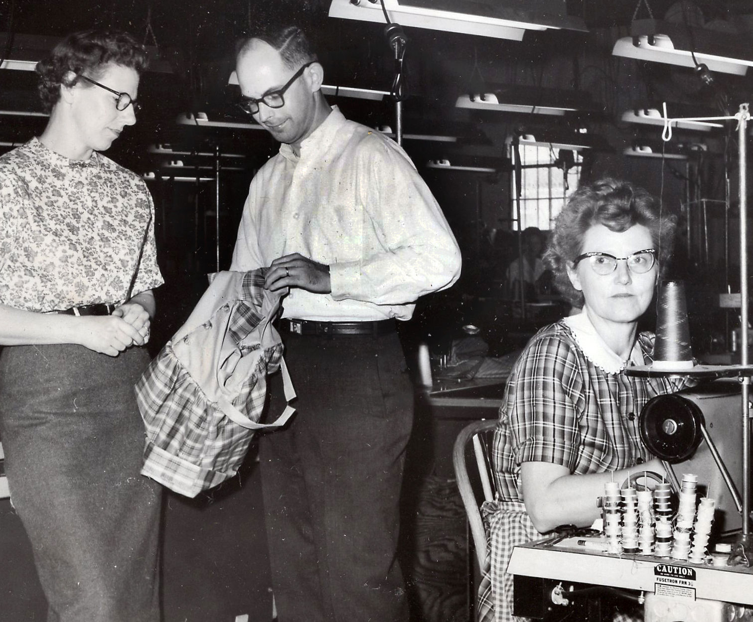 1961-03-24 Elk City Mfg